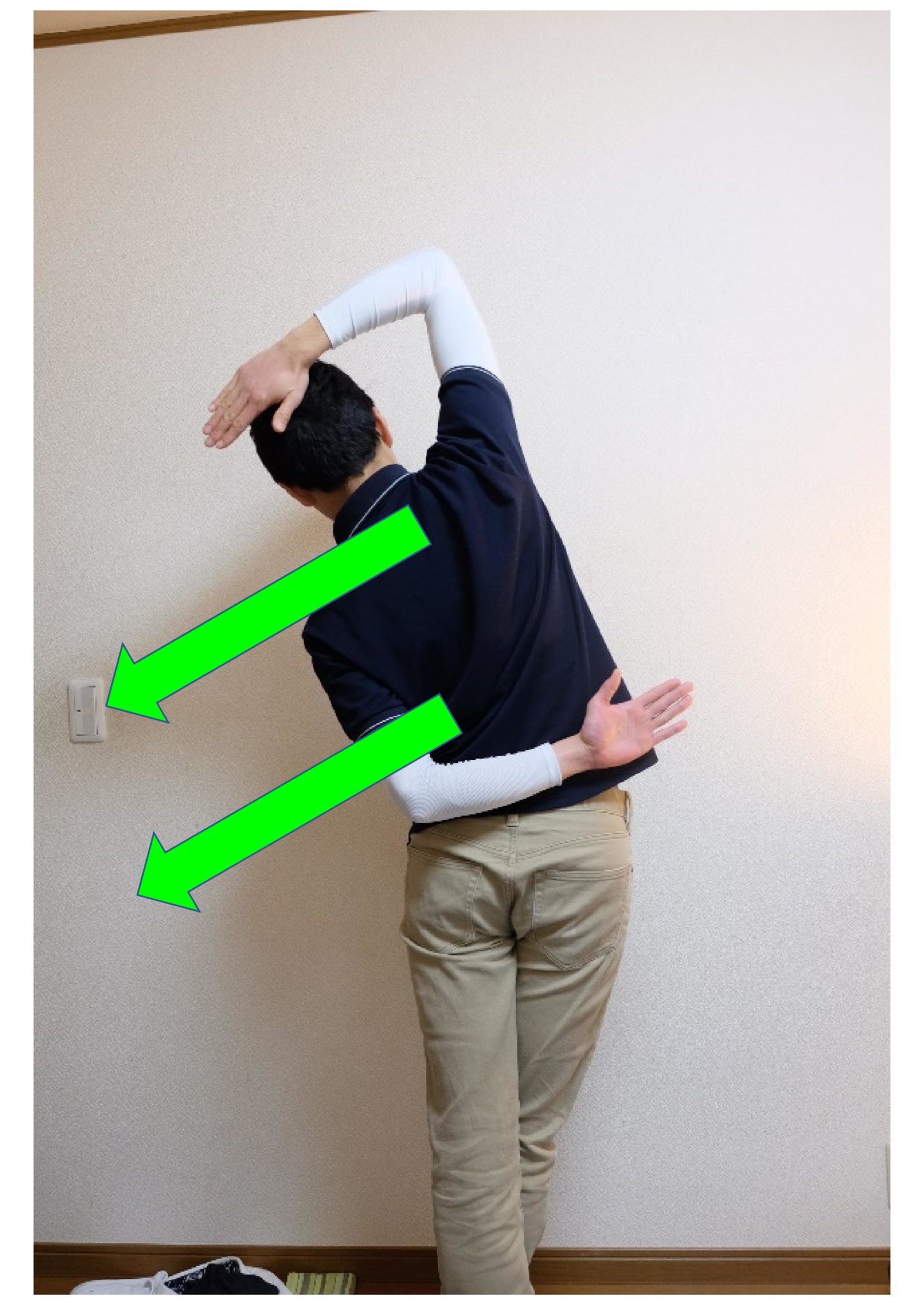 「ジョジョ立ち」が肩こりに効果的か？